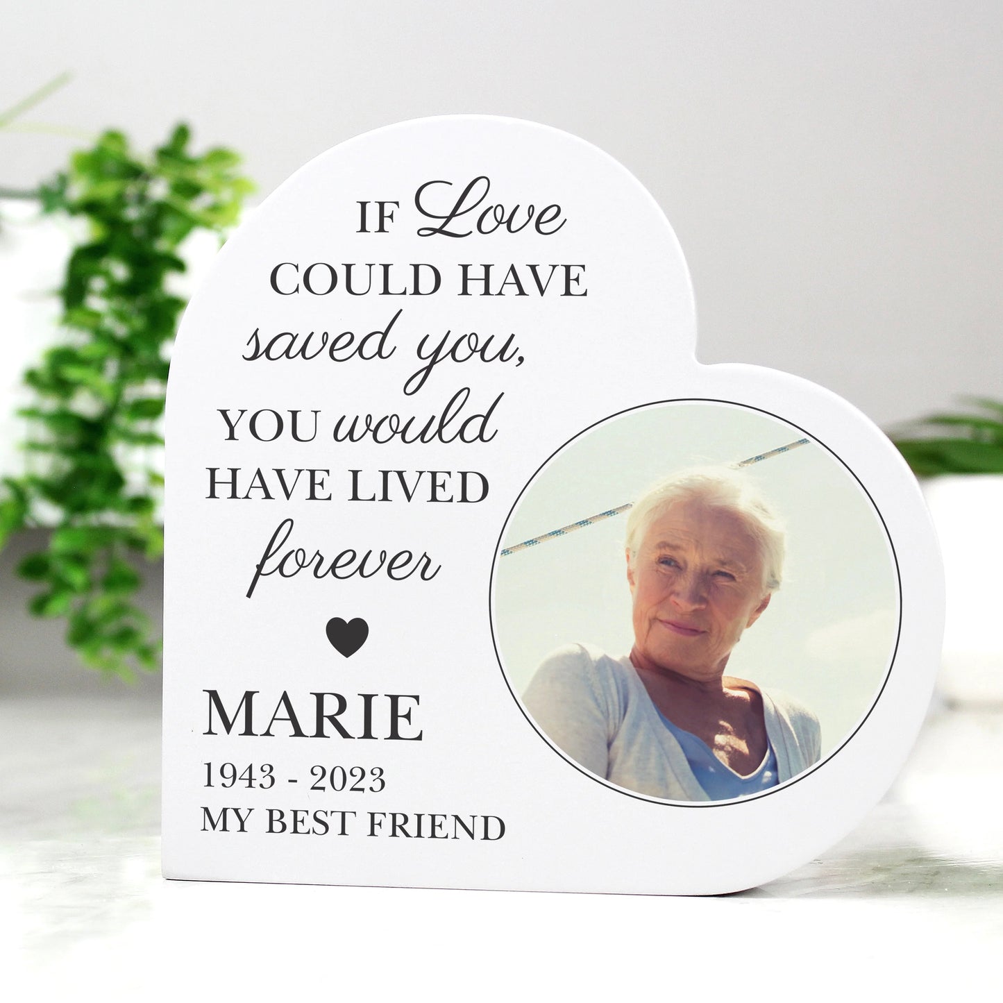 FREESTANDING MEMORIAL HEART