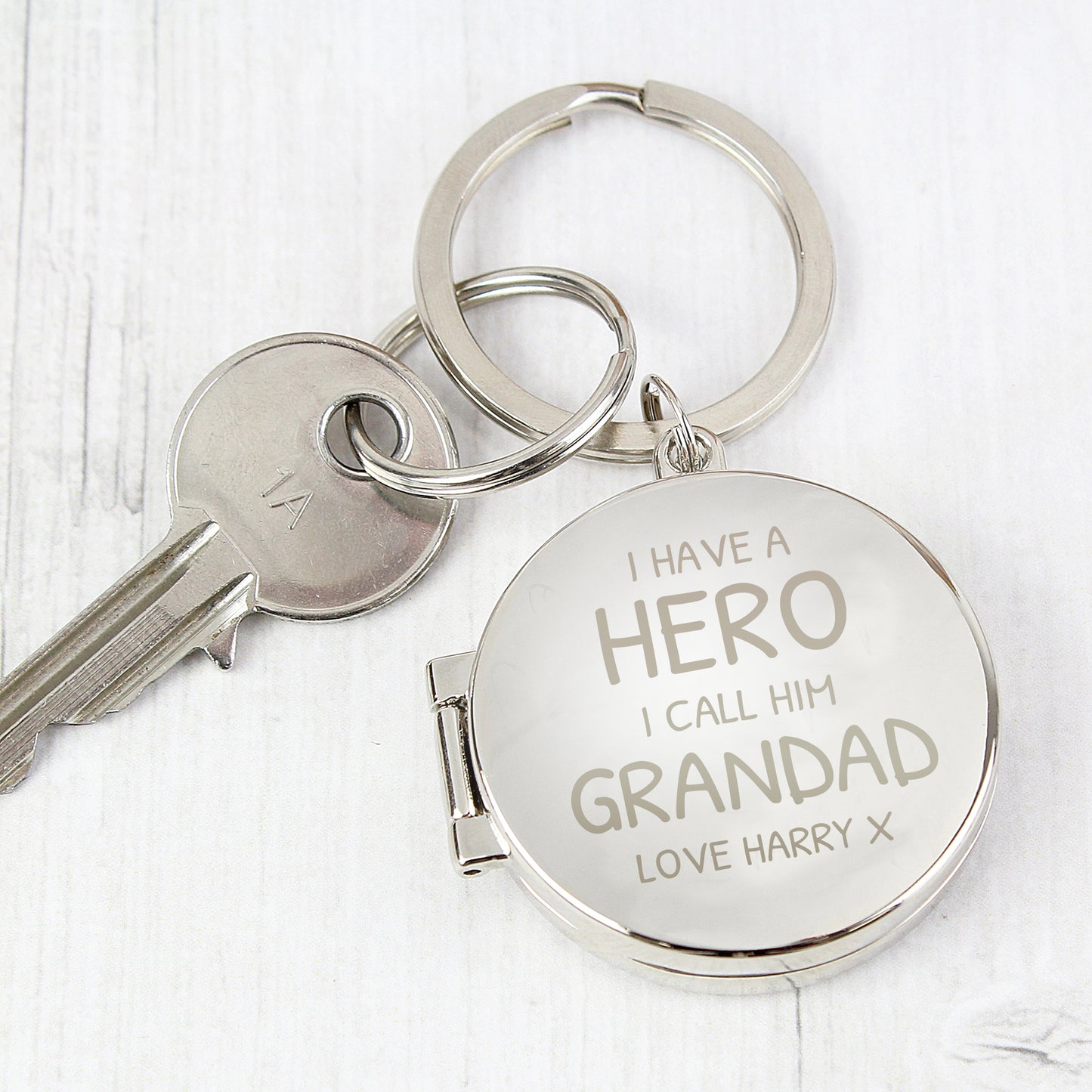 I HAVE A HERO KEYRING