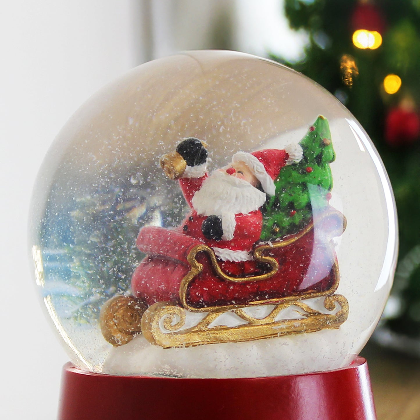 MUSICAL SANTA GLOBE