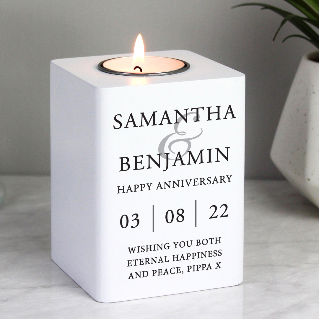 WHITE WOODEN TEA LIGHT HOLDER