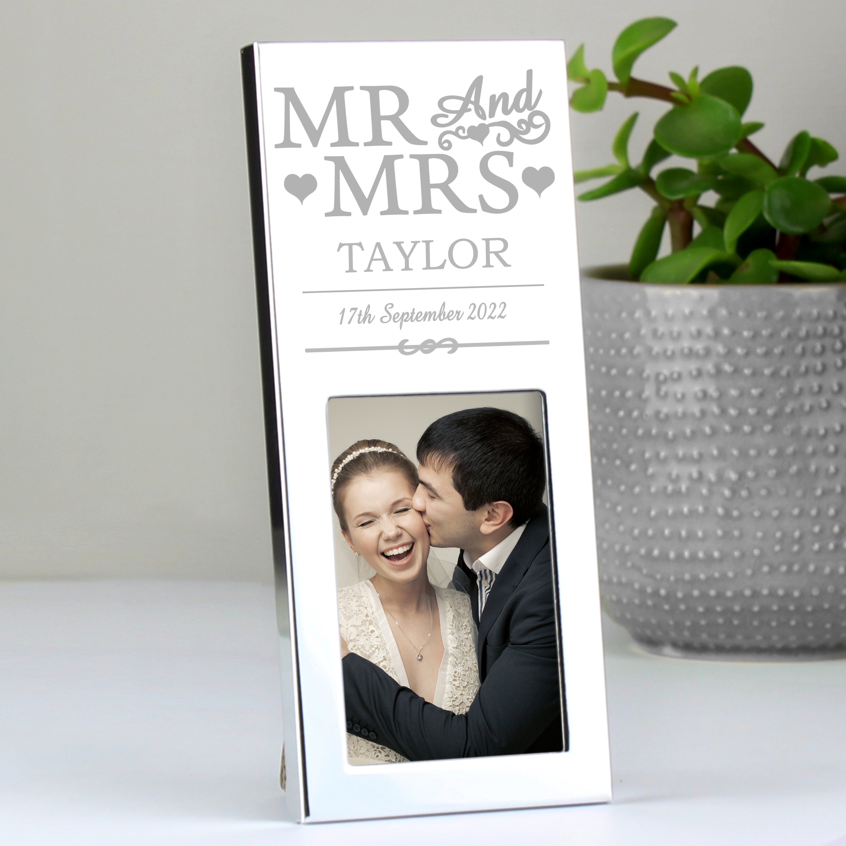 MR & MRS PHOTO FRAME