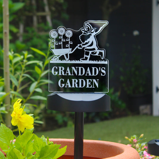 GARDEN KNOME SOLAR LIGHT