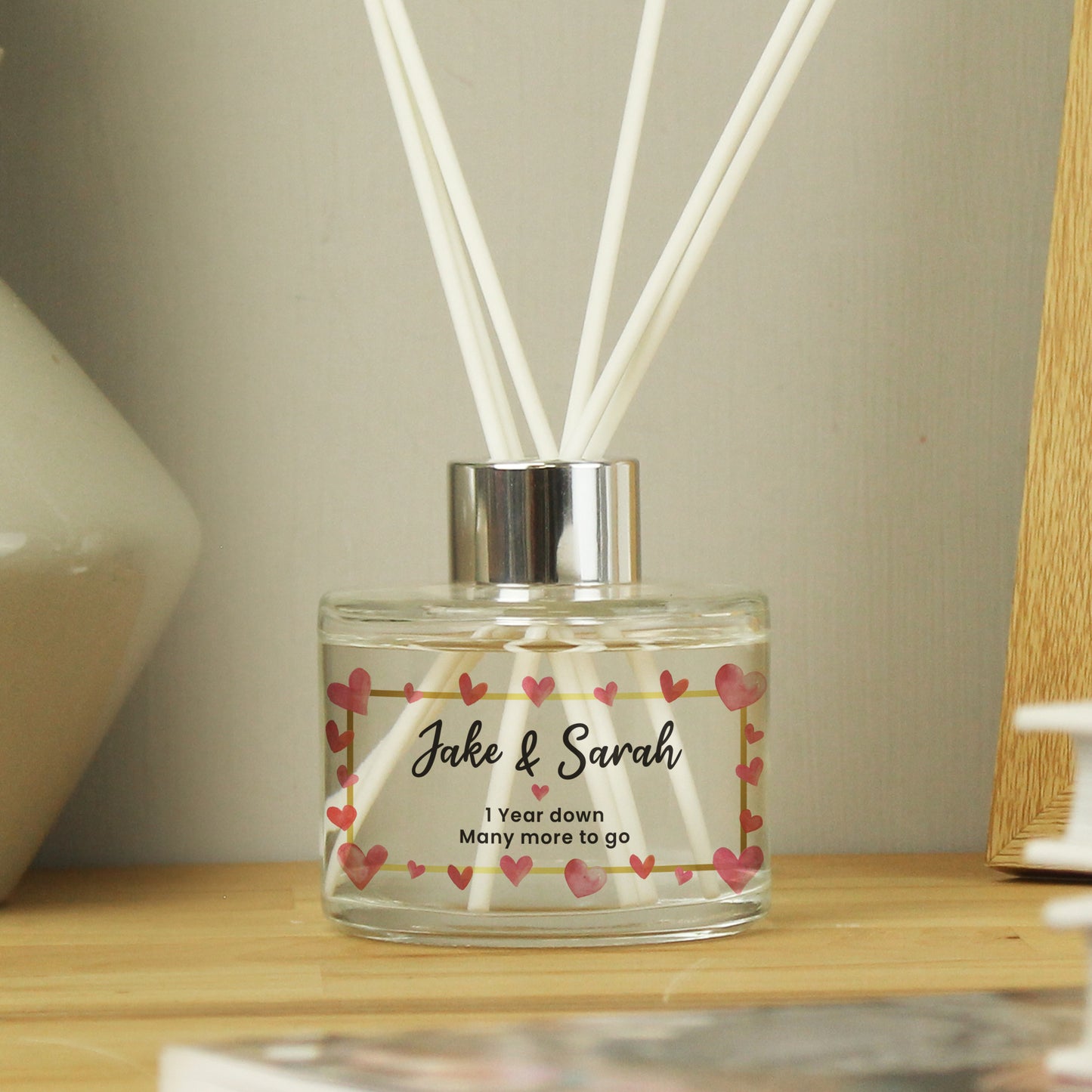 PERSONALISED HEARTS REED DIFFUSER